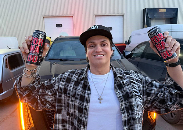 TORNADO продлевает контракт со Славой Бустером!